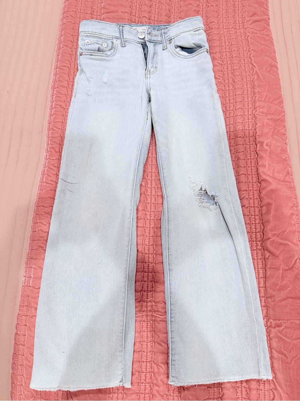 Levi's Girls (kids) Light Wash Flare Jeans with Distressed Knee
